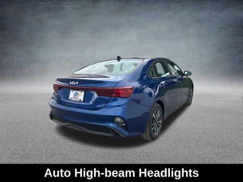 Used 2023 Kia Forte LXS FWD image 9