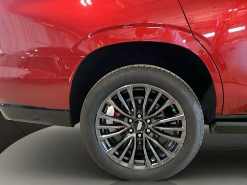 Used 2024 Cadillac Escalade V image 39