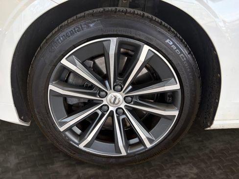 Used 2021 Volvo S60 T6 Momentum image 35