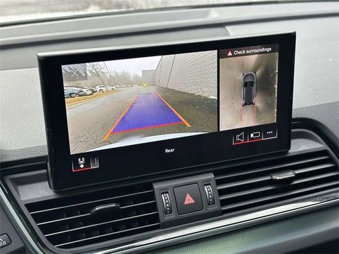 Used 2024 Audi Q5 2.0T Premium Plus w/ Premium Plus Package image 30