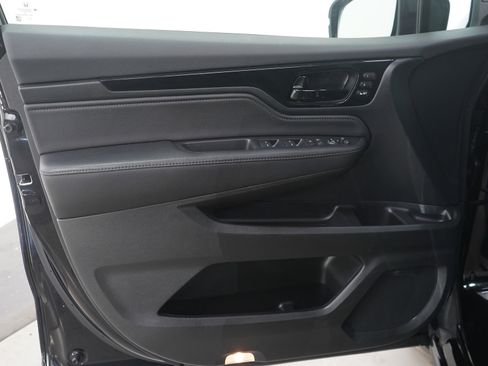 Used 2023 Honda Odyssey Elite image 24