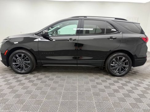 Used 2022 Chevrolet Equinox RS w/ LPO, Floor Liner Package AWD/4WD image 14