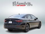 Used 2024 Volkswagen Jetta SE image 4