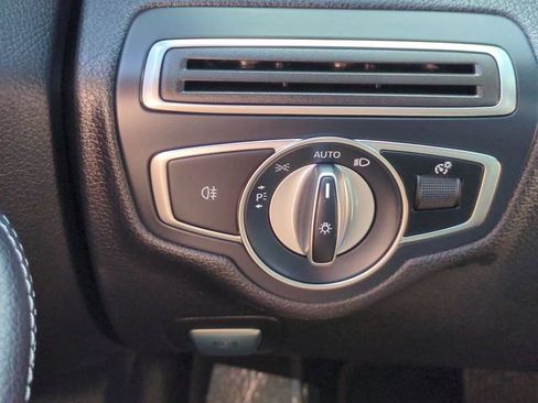 Used 2021 Mercedes-Benz C 300 Sedan image 18
