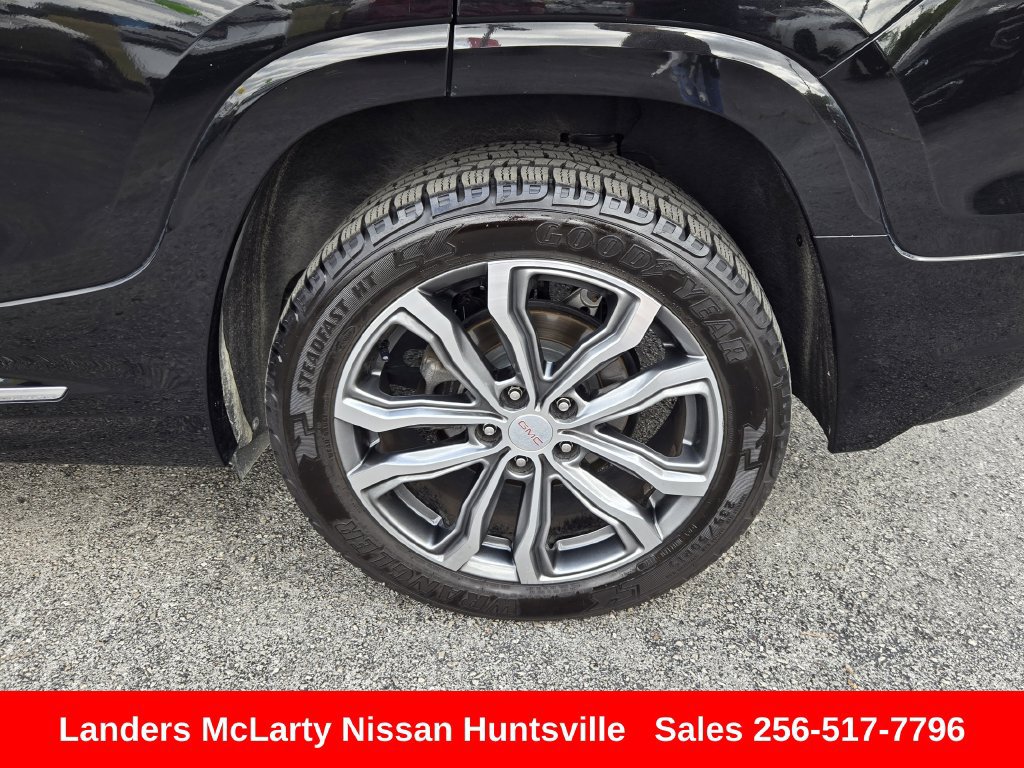 Used 2019 GMC Terrain Denali w/ Advanced Safety Package AWD/4WD image 12