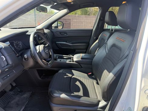 Used 2024 Nissan Pathfinder Rock Creek AWD/4WD image 13