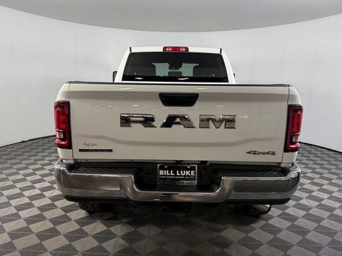 Certified 2025 RAM 2500 Big Horn AWD/4WD image 8