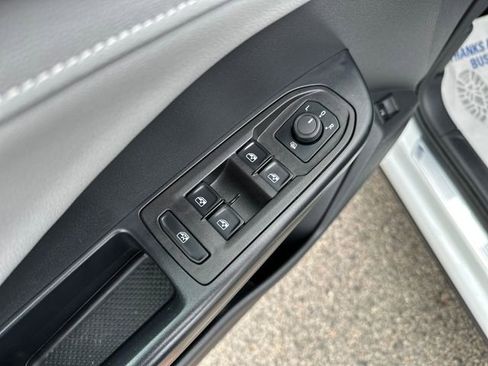 Certified 2024 Volkswagen Taos SE AWD/4WD image 12