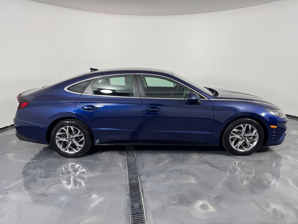Used 2022 Hyundai Sonata SEL FWD image 4