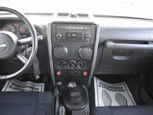 Used 2008 Jeep Wrangler X image 18