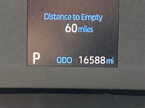 Certified 2025 Toyota Corolla LE image 13