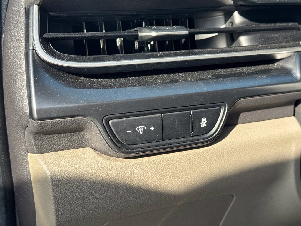 Used 2026 Kia Carnival FWD image 50