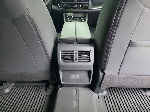 New 2026 Nissan Rogue SV AWD/4WD image 9