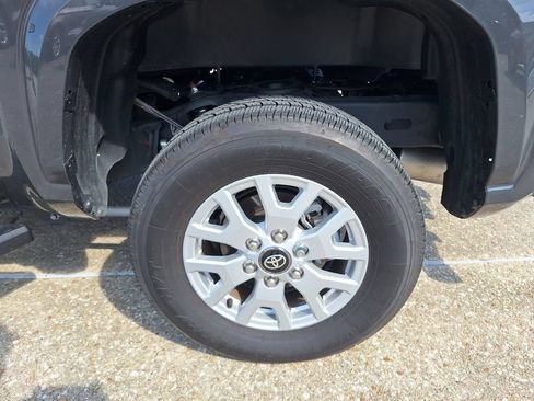 Used 2026 Toyota Tacoma SR5 RWD image 23