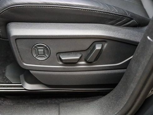 Certified 2025 Audi Q5 Premium Plus w/ Premium Plus image 22