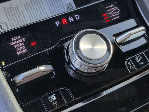 New 2025 Jeep Grand Cherokee Summit w/ Obsidian Package image 32