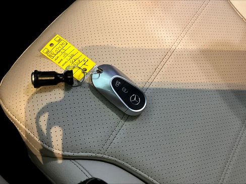 Used 2023 Mercedes-Benz C 300 4MATIC Sedan image 15