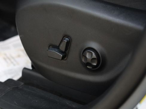 Used 2020 Jeep Cherokee Limited image 8