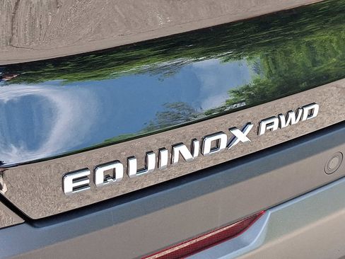 Used 2026 Chevrolet Equinox LT w/ Convenience Package II AWD/4WD image 30