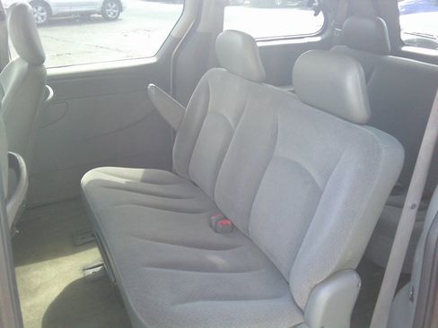 Used 2006 Dodge Caravan SE w/ Popular Equipment Group I image 7