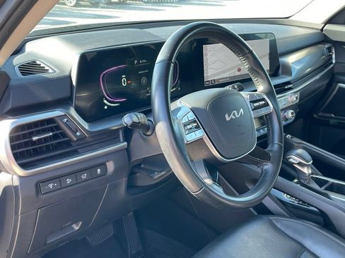Certified 2025 Kia Telluride S AWD/4WD image 9