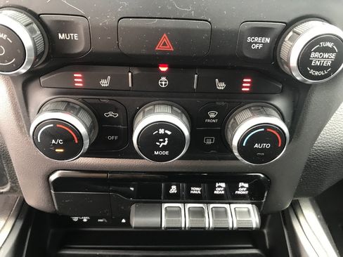 Used 2019 RAM 1500 Sport w/ Level 2 Equipment Group AWD/4WD image 45