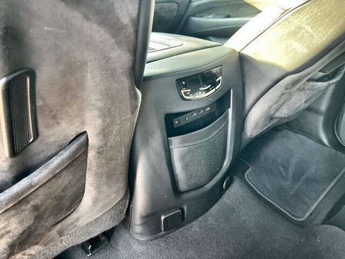 Used 2019 Cadillac Escalade Platinum AWD/4WD image 20