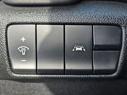 Used 2021 Kia Sportage LX image 25