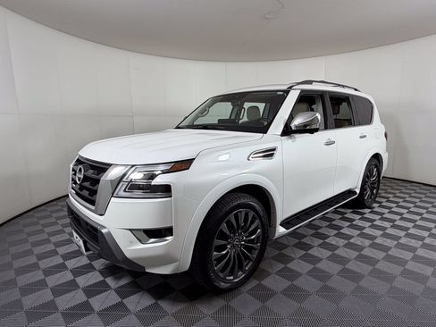 Used 2024 Nissan Armada Platinum w/ Cargo Package RWD image 2