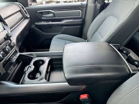 Used 2022 RAM 1500 Big Horn AWD/4WD image 17