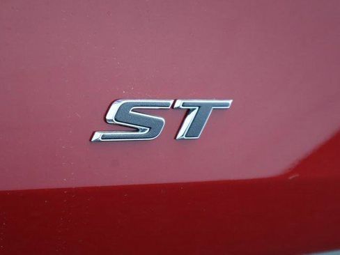 New 2026 Buick Encore GX Sport Touring image 7