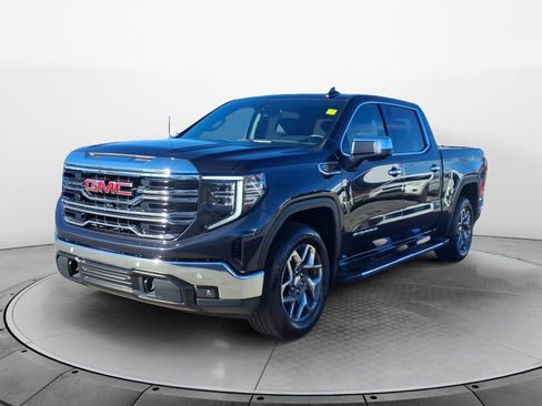 Used 2024 GMC Sierra 1500 SLT w/ SLT Premium Plus Package image 3