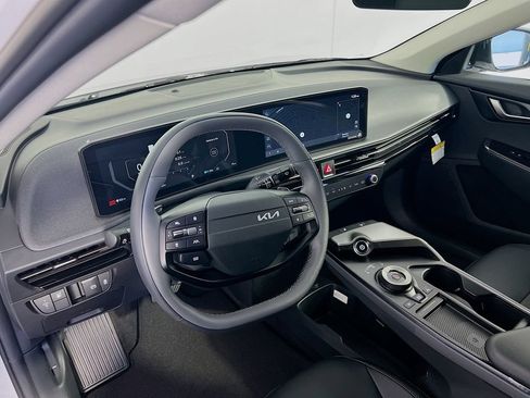 New 2026 Kia EV6 Light RWD image 9