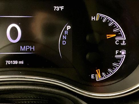 Used 2017 Jeep Grand Cherokee Trailhawk image 24