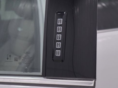 New 2026 Ford F350 Platinum w/ Platinum Plus Package image 33