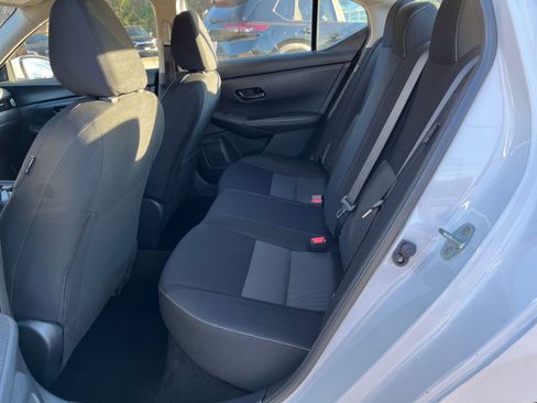 Used 2025 Nissan Sentra SV image 21