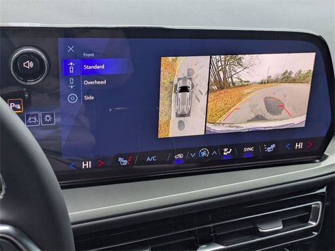 New 2026 Chevrolet Traverse LT w/ Sun and Wheel Package image 20