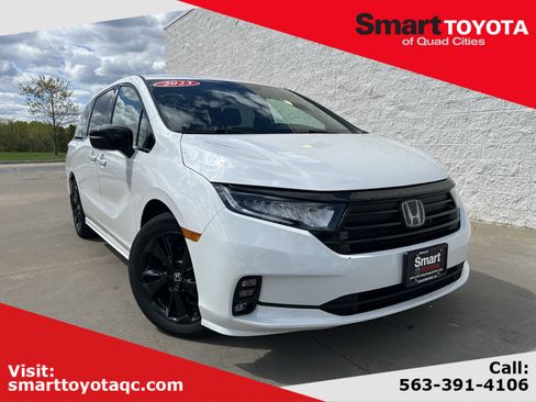 Used 2023 Honda Odyssey Sport image 1