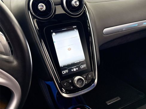 Used 2022 McLaren GT image 10