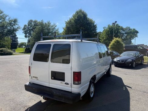 Used 2011 Ford E-150 and Econoline 150 w/ Commercial Cargo Van Pkg RWD image 7