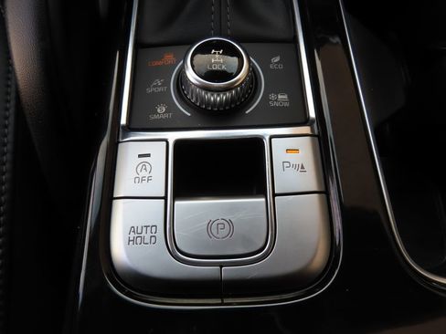 Certified 2025 Kia Telluride S AWD/4WD image 13