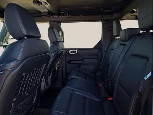 New 2025 Ford Bronco Big Bend w/ Black Diamond Package image 8
