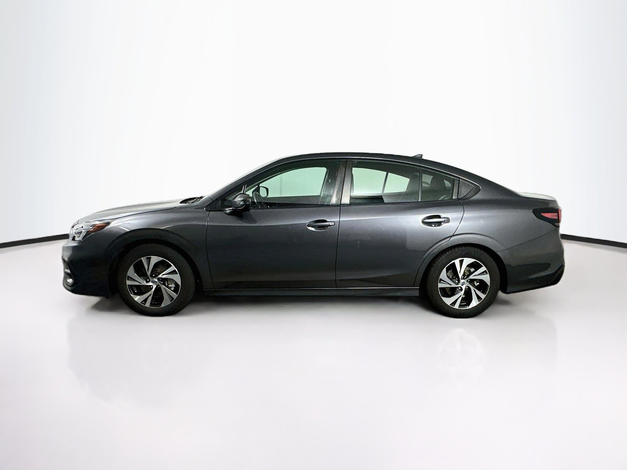Used 2023 Subaru Legacy Premium AWD/4WD image 4