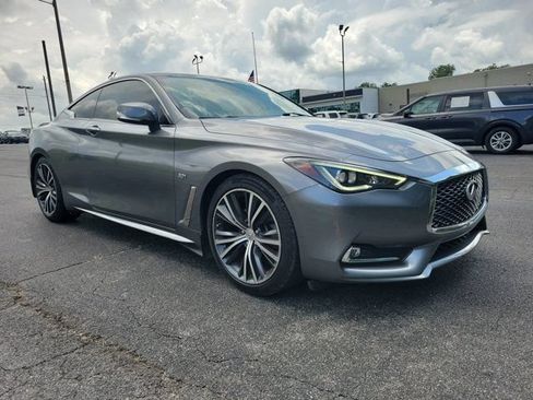 Used 2018 INFINITI Q60 3.0t Luxe RWD image 23
