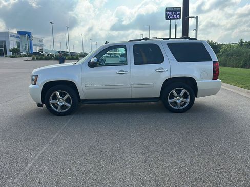 Used 2013 Chevrolet Tahoe LTZ AWD/4WD image 6