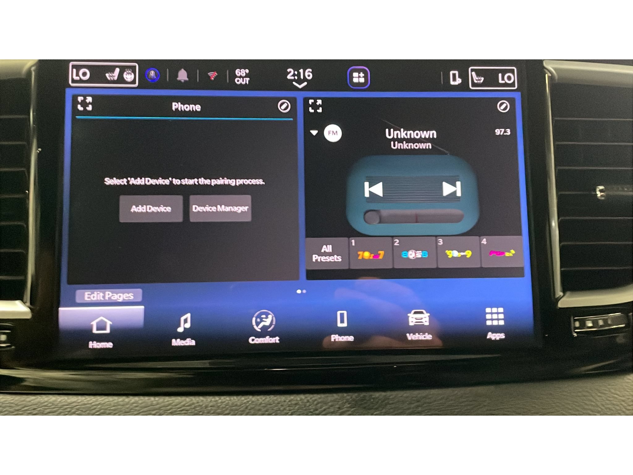 Used 2026 Chrysler Pacifica Select FWD image 13
