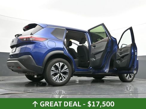 Used 2023 Nissan Rogue SV image 73