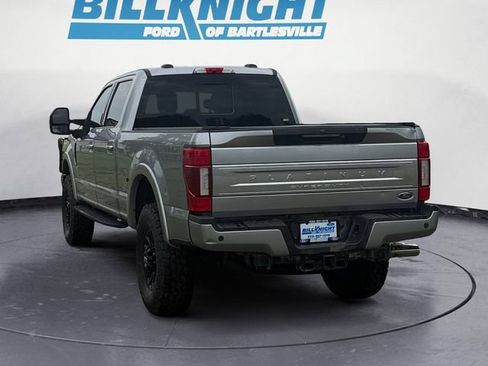 Used 2022 Ford F350 Platinum w/ Tremor Off-Road Package AWD/4WD image 3