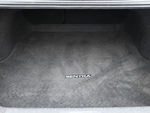 Used 2024 Nissan Sentra SV FWD image 18