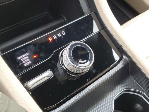 New 2025 Jeep Grand Cherokee Limited w/ Trailer Tow Package image 19